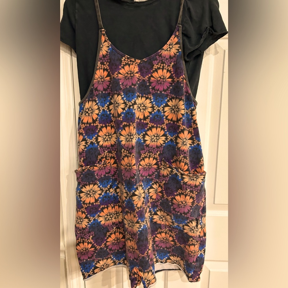 Hot shot romper patterned